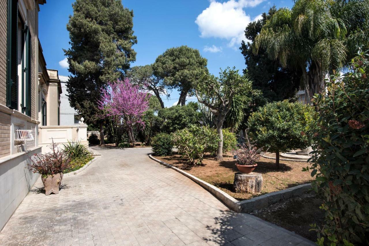 Villa Delle Zagare - Private Hydromassage Pool Surbo Exterior photo